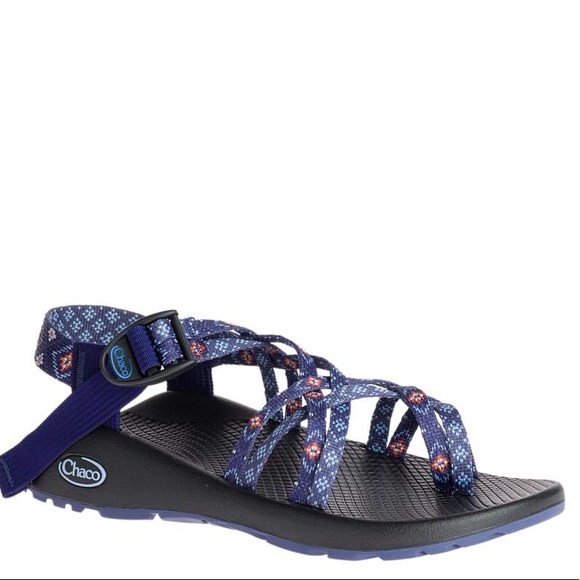 wink blue chacos